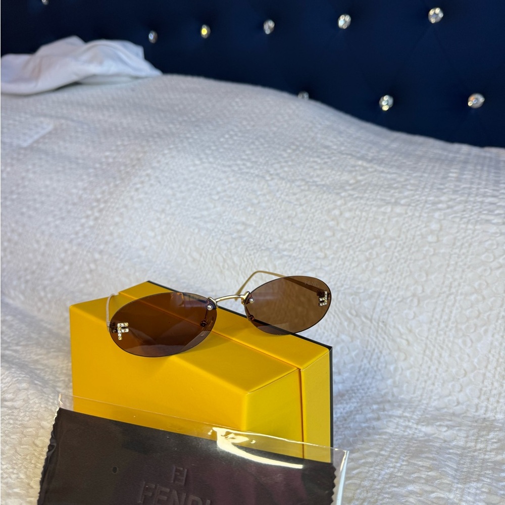 Stylish Brown Sunglasses F F